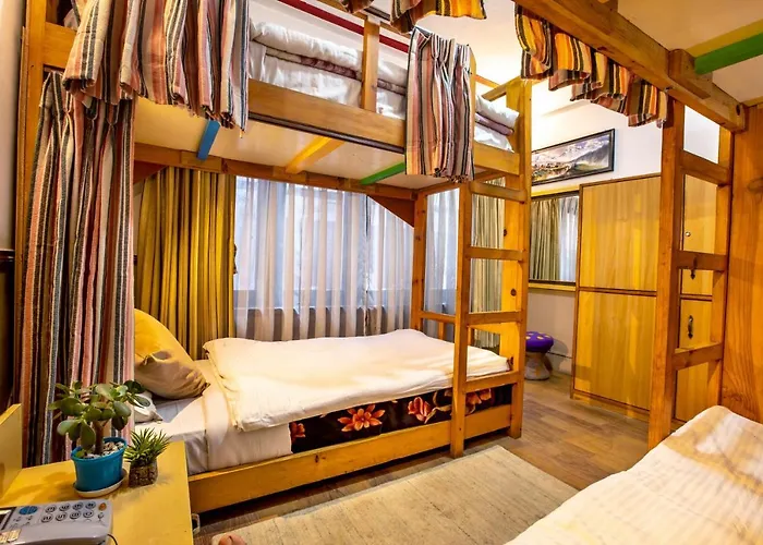 Shangrila Boutique *
